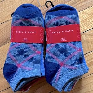 12 pairs Kelly & Kate Ladies Ankle Low Cut Socks One Size New Soft